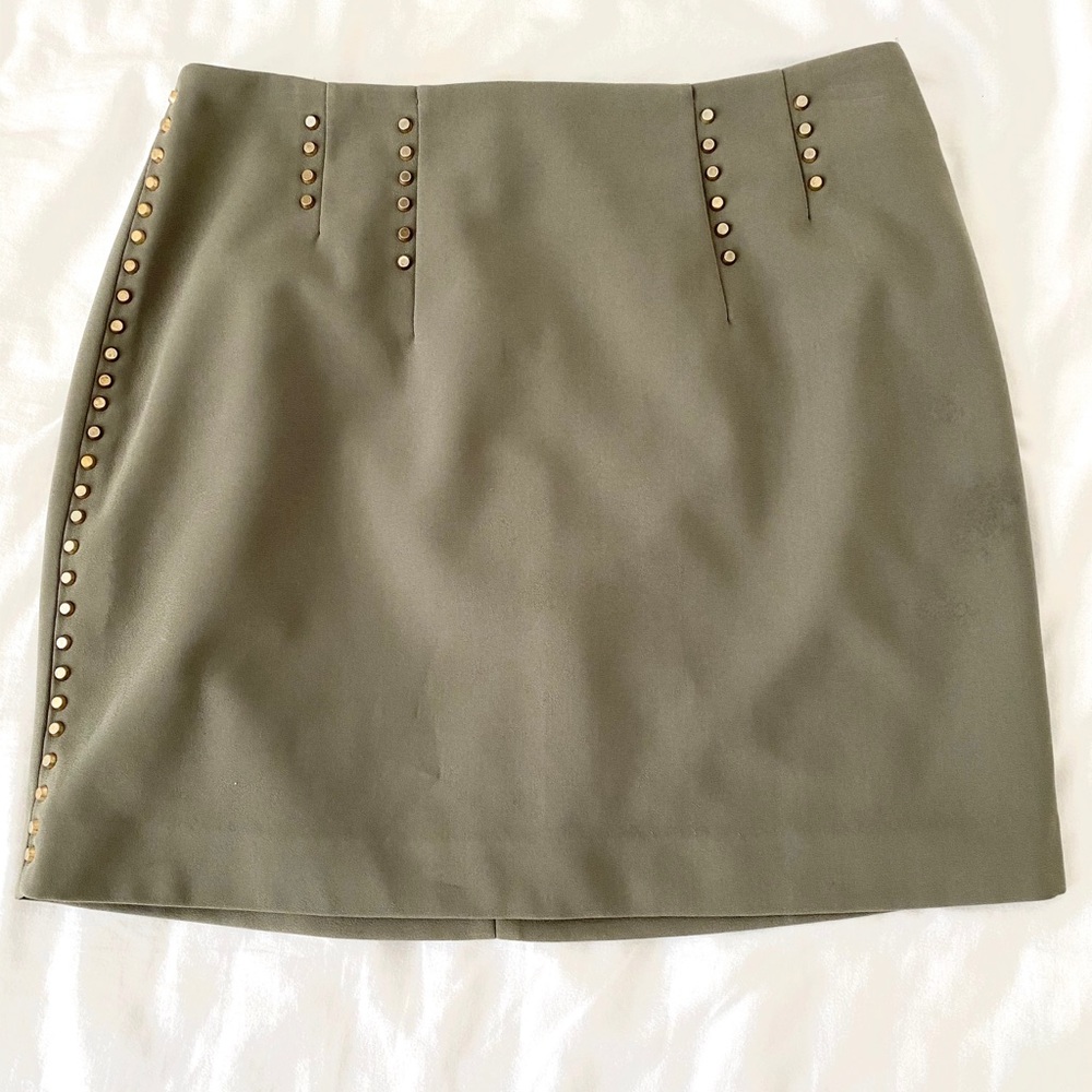 Green skirt